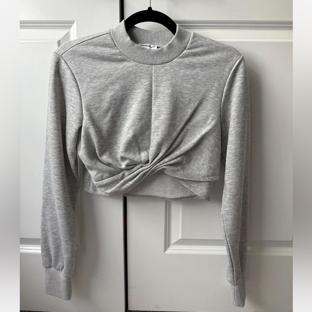 Superdown Gray Twist Front Cropped Sweatshirt - image 2